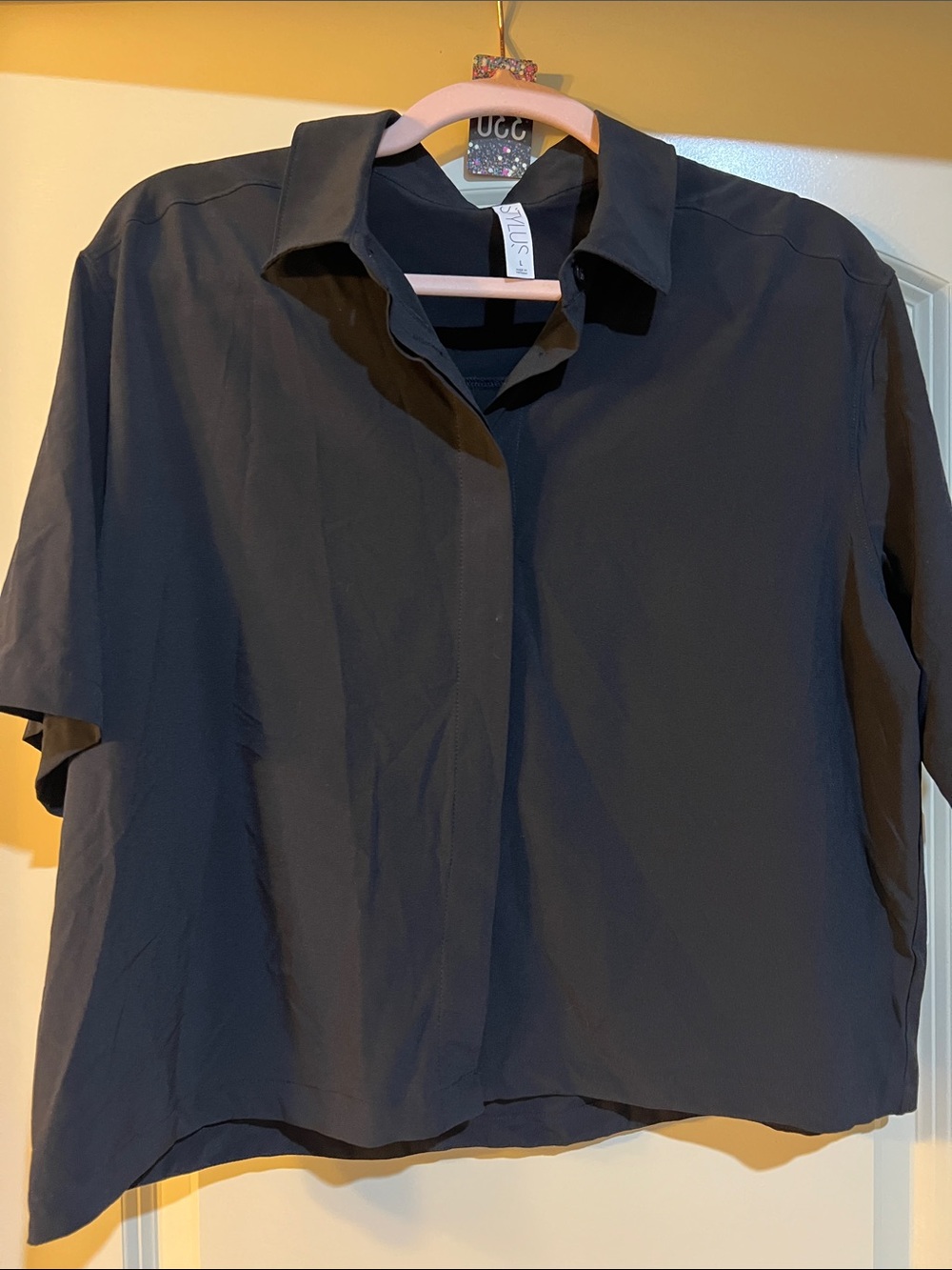 STYLUS Black Short-Sleeve Button-Front Shirt H330